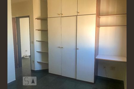 Quarto da suíte de apartamento para alugar com 1 quarto, 50m² em Botafogo, Campinas