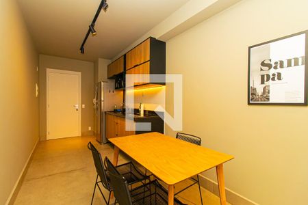 Studio para alugar com 43m², 1 quarto e 1 vaga Studio para alugar com 43m², 1 quarto e 1 vagaCozinha