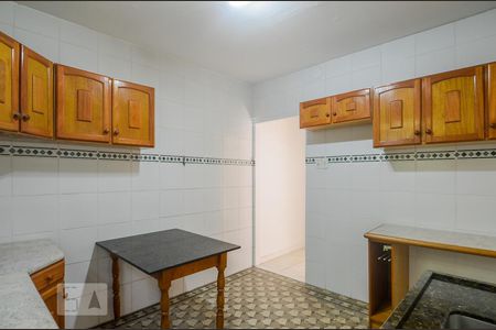 Apartamento à venda com 117m², 4 quartos e sem vagaCozinha