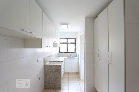 Apartamento à venda com 90m², 3 quartos e 2 vagasCozinha