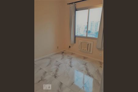 Quarto 1 de apartamento para alugar com 2 quartos, 64m² em Lins de Vasconcelos, Rio de Janeiro