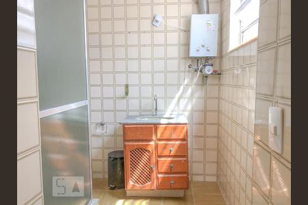 Banheiro suíte 1 de apartamento para alugar com 4 quartos, 168m² em Copacabana, Rio de Janeiro