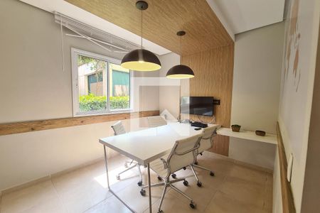 Apartamento à venda com 38m², 1 quarto e sem vagaÁrea comum - Home office