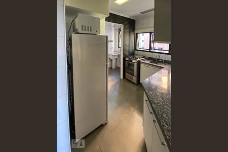 Apartamento para alugar com 82m², 2 quartos e 2 vagasCozinha