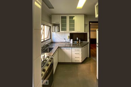 Apartamento para alugar com 82m², 2 quartos e 2 vagasCozinha