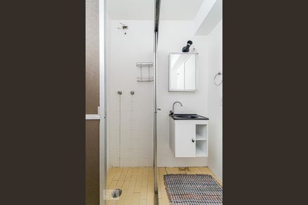 Apartamento à venda com 80m², 2 quartos e 1 vaga Apartamento à venda com 80m², 2 quartos e 1 vagaBanheiro