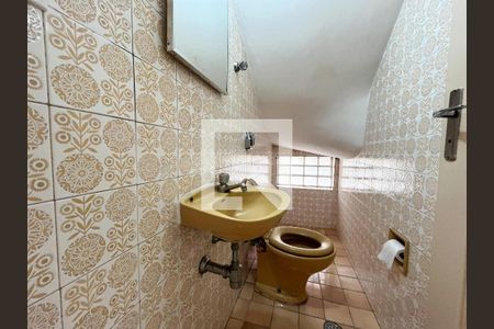 Lavabo de casa para alugar com 4 quartos, 210m² em Planalto Paulista, São Paulo