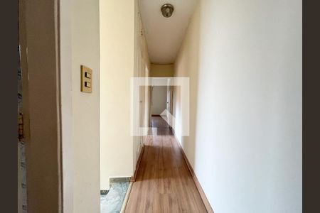 Corredor de casa para alugar com 4 quartos, 210m² em Planalto Paulista, São Paulo