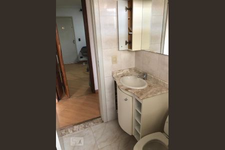 Banheiro de apartamento para alugar com 2 quartos, 58m² em Santana, São Paulo