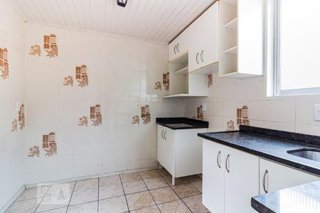 Cozinha de apartamento à venda com 2 quartos, 48m² em Camaquã, Porto Alegre