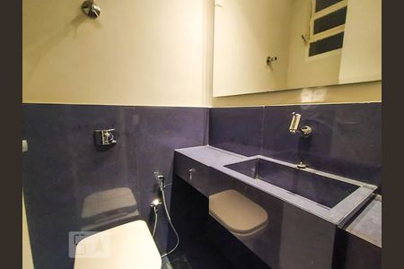 Lavabo de apartamento para alugar com 3 quartos, 190m² em Sion, Belo Horizonte