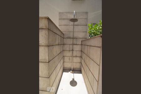 Apartamento à venda com 41m², 1 quarto e 1 vaga Apartamento à venda com 41m², 1 quarto e 1 vagaÁrea comum - Piscina