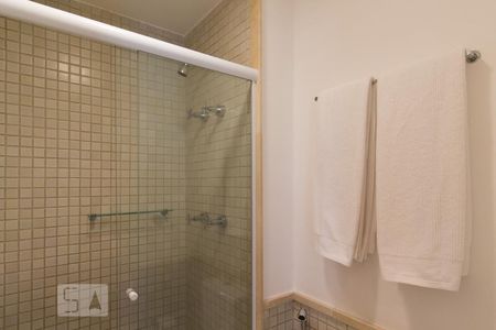 Apartamento à venda com 41m², 1 quarto e 1 vaga Apartamento à venda com 41m², 1 quarto e 1 vagaBanheiro
