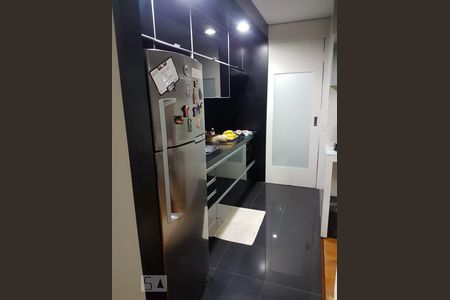 Cozinha de apartamento para alugar com 2 quartos, 62m² em Barra Funda, São Paulo