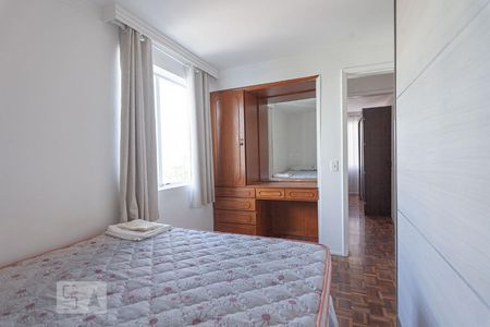 Quarto 1 de apartamento para alugar com 3 quartos, 111m² em São Francisco, Curitiba
