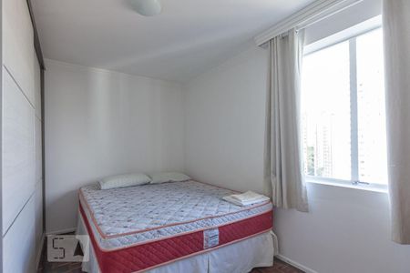 Quarto 1 de apartamento para alugar com 3 quartos, 111m² em São Francisco, Curitiba