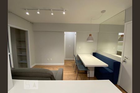 Sala de apartamento à venda com 1 quarto, 40m² em Vila Buarque, São Paulo