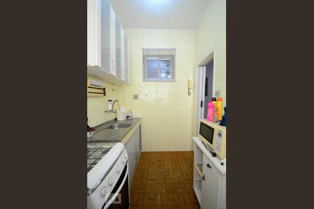 Cozinha de apartamento para alugar com 1 quarto, 45m² em Vila Isabel, Rio de Janeiro