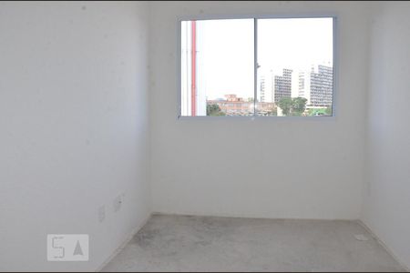 Sala de apartamento para alugar com 2 quartos, 45m² em Del Castilho, Rio de Janeiro
