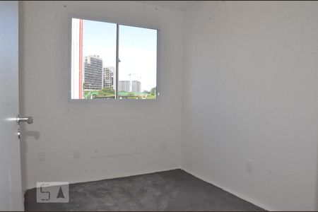 Quarto 1 de apartamento para alugar com 2 quartos, 45m² em Del Castilho, Rio de Janeiro