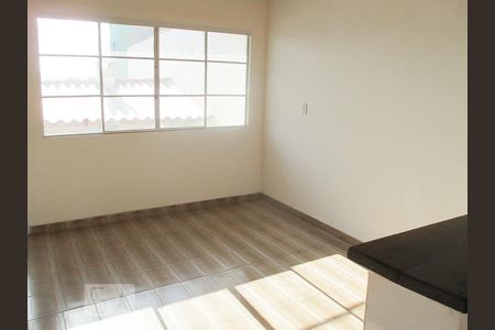 Sala de casa à venda com 2 quartos, 144m² em Jardim Pacaembu, Jundiaí