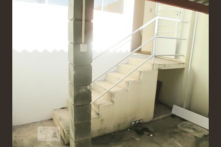 Quintal de casa à venda com 2 quartos, 144m² em Jardim Pacaembu, Jundiaí