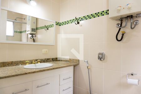 Banheiro de apartamento à venda com 2 quartos, 85m² em Humaitá, Rio de Janeiro
