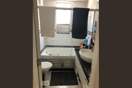 Banheiro de apartamento para alugar com 2 quartos, 74m² em Cachambi, Rio de Janeiro