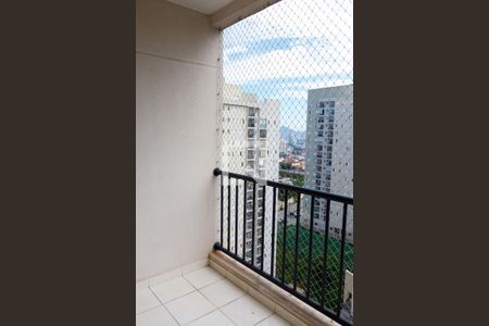 Sacada de apartamento para alugar com 3 quartos, 75m² em Umuarama, Osasco