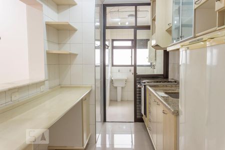 Cozinha de apartamento para alugar com 2 quartos, 79m² em Vila Andrade, São Paulo