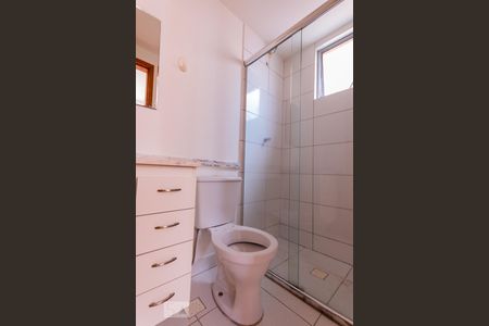 Banheiro Suíte de apartamento para alugar com 3 quartos, 90m² em Planalto, Belo Horizonte