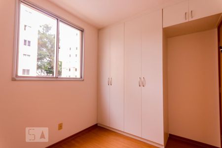 Quarto 1 de apartamento para alugar com 3 quartos, 90m² em Planalto, Belo Horizonte