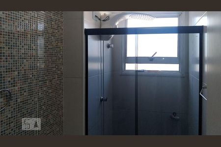 Banheiro de apartamento para alugar com 2 quartos, 49m² em Presidente Altino, Osasco