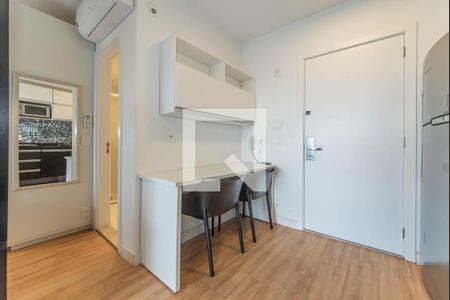 Apartamento para alugar com 33m², 1 quarto e 1 vaga Cozinha Integrada
