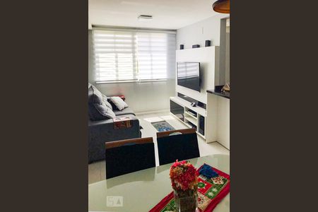 Sala  de apartamento à venda com 3 quartos, 65m² em Protásio Alves, Porto Alegre