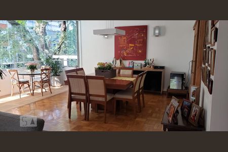 Apartamento à venda com 200m², 3 quartos e 1 vagaSala