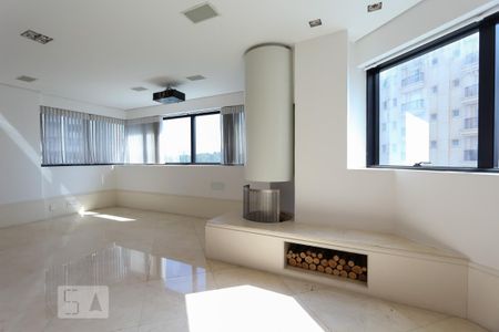 Apartamento para alugar com 360m², 4 quartos e 4 vagas Apartamento para alugar com 360m², 4 quartos e 4 vagasSala