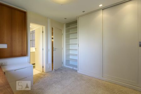 Apartamento para alugar com 360m², 4 quartos e 4 vagas Apartamento para alugar com 360m², 4 quartos e 4 vagasSuíte 3
