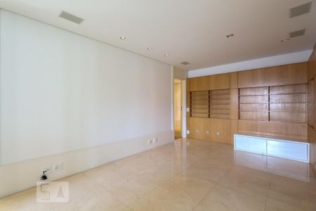 Apartamento para alugar com 360m², 4 quartos e 4 vagas Apartamento para alugar com 360m², 4 quartos e 4 vagasSala de tv