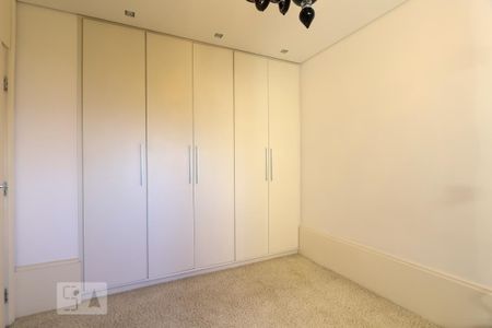 Apartamento para alugar com 360m², 4 quartos e 4 vagas Apartamento para alugar com 360m², 4 quartos e 4 vagasSuíte 2