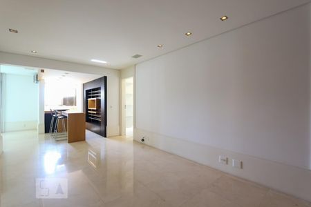 Apartamento para alugar com 360m², 4 quartos e 4 vagas Apartamento para alugar com 360m², 4 quartos e 4 vagasSala de tv