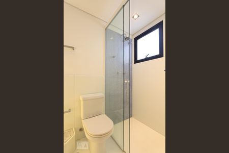 Apartamento para alugar com 360m², 4 quartos e 4 vagas Apartamento para alugar com 360m², 4 quartos e 4 vagasBanheiro da suíte 2