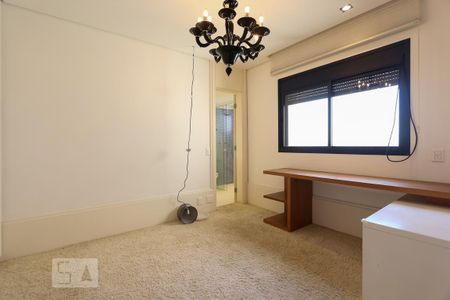 Apartamento para alugar com 360m², 4 quartos e 4 vagas Apartamento para alugar com 360m², 4 quartos e 4 vagasSuíte 2