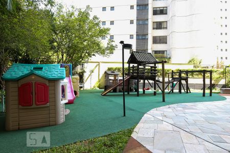Apartamento para alugar com 360m², 4 quartos e 4 vagas Apartamento para alugar com 360m², 4 quartos e 4 vagasPlayground