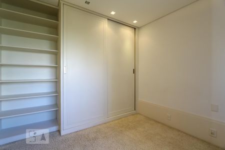 Apartamento para alugar com 360m², 4 quartos e 4 vagas Apartamento para alugar com 360m², 4 quartos e 4 vagasSuíte 3