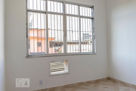 Quarto 1 de apartamento à venda com 2 quartos, 80m² em Olaria, Rio de Janeiro
