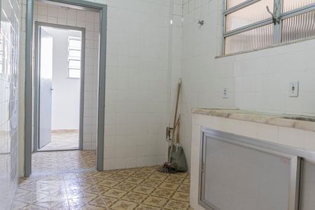 Apartamento à venda com 80m², 2 quartos e 1 vagaCozinha