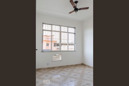 Quarto 1 de apartamento à venda com 2 quartos, 80m² em Olaria, Rio de Janeiro