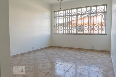 Sala de apartamento à venda com 2 quartos, 80m² em Olaria, Rio de Janeiro