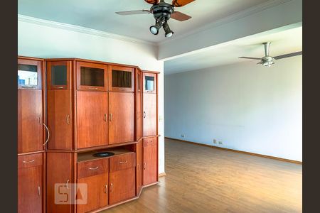 Sala de apartamento para alugar com 2 quartos, 115m² em Cambuí, Campinas